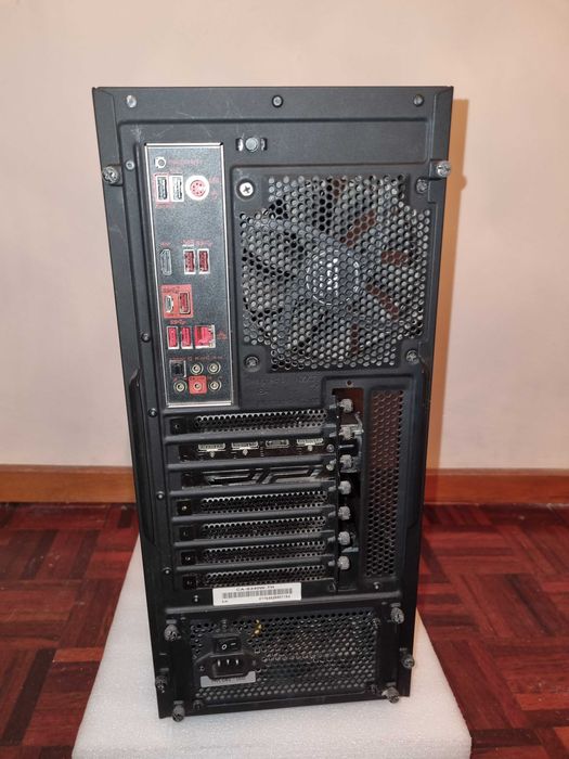 VENDO PC GAMING RYZEN 5 | GTX 1660 SUPER | 32GB RAM | NZXT Razer