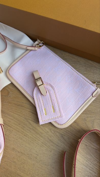 Bolsa Louis Vuitton Ganga Rosa
