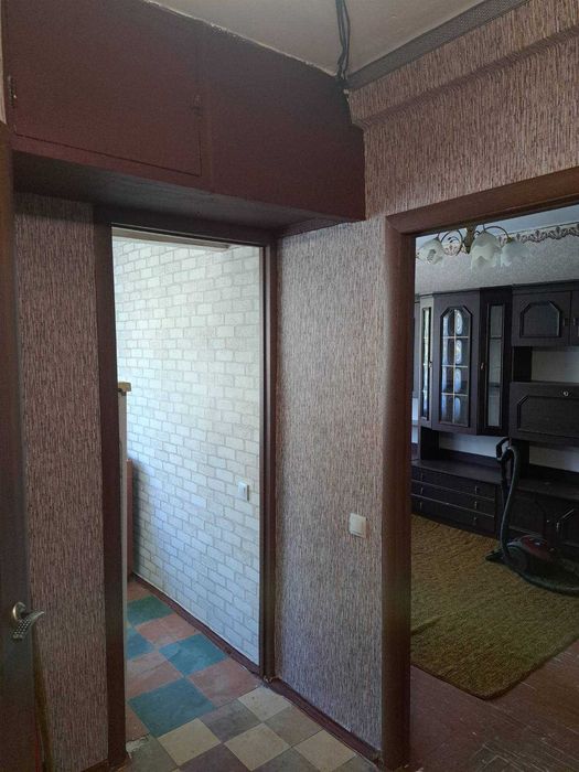 Продается 1 комнатная квартира район Артема. Славянск.