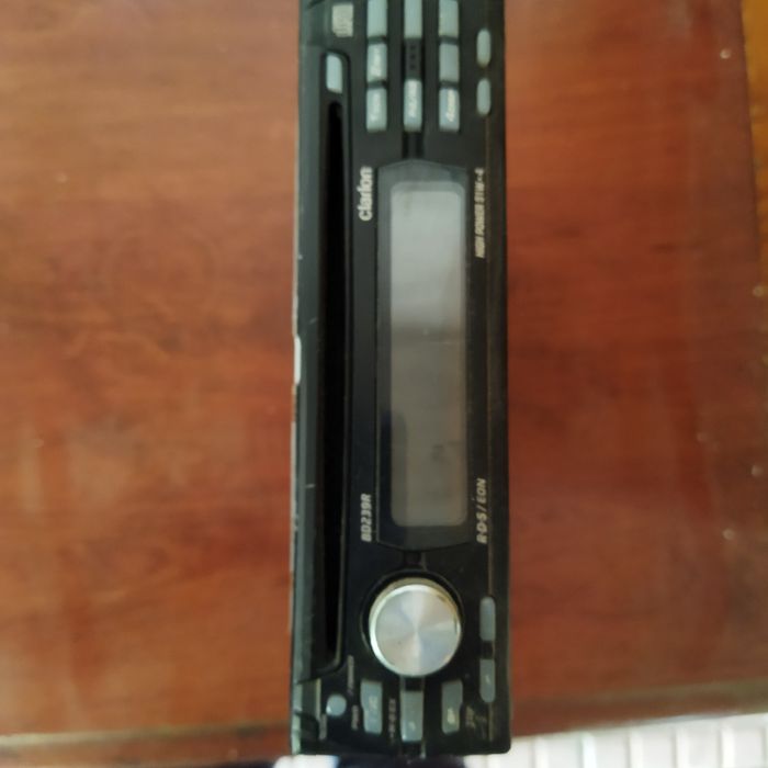 Rádio, elétrico, e de automóvel