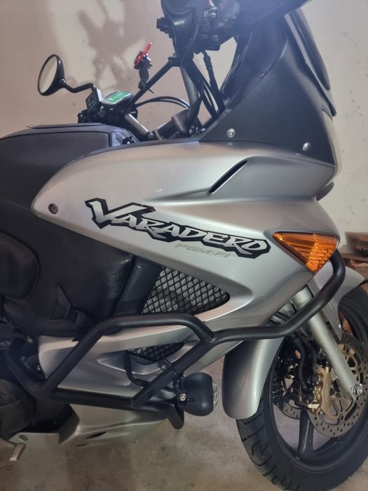 HONDA VARADERO XL1000 | 2003 | 79.000 KM | 4.300 €