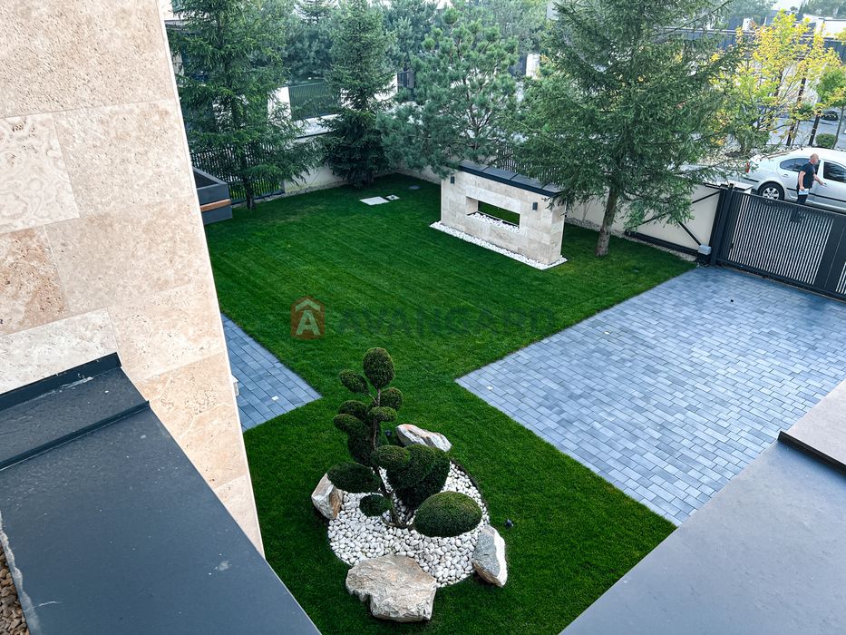 Сучасний преміальний будинок у містечку City Park (Villa Riviera)