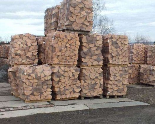 drewno kominkowe drewno opałowe Sosna darmowy transport układane