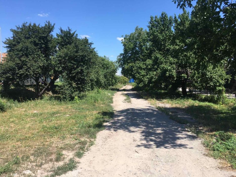 Продам участок 20 соток ,Золотые ключи