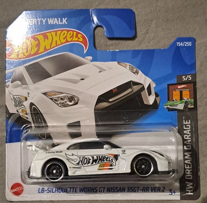 Hotwheels nissan gtr r35 lbwk