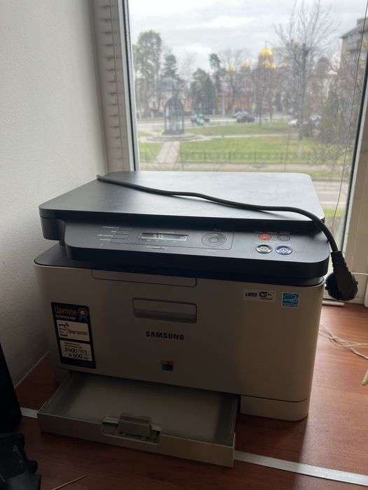 Принтер Samsung CLX - 3305W