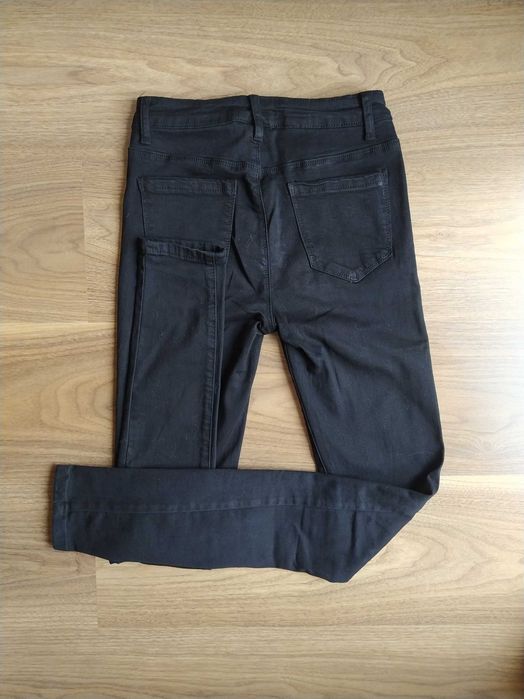 Czarne jeansy XS