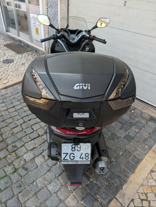 Kawasaki J 300cc
