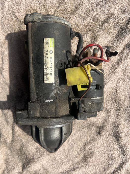 Стартер 0051516601  Mercedes2.2 cdi б/у