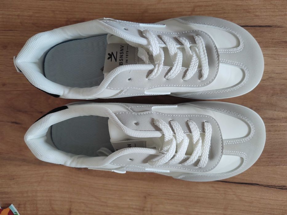 Buty szaro-białe