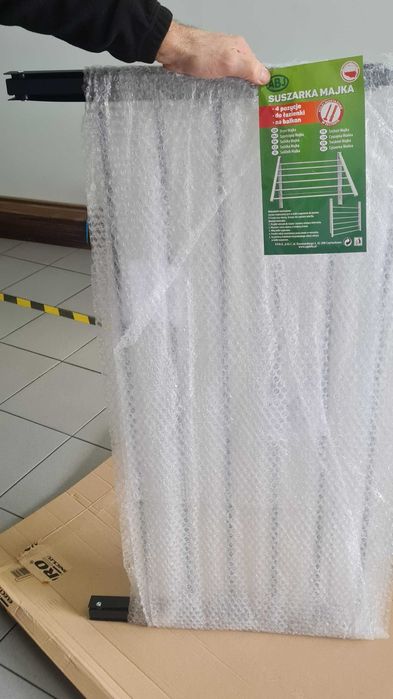 Estendal de parede dobrável preto - Novo