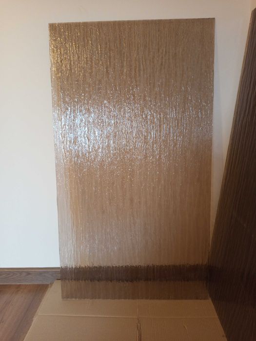 Szyby drzwiowe brązowe karbowane