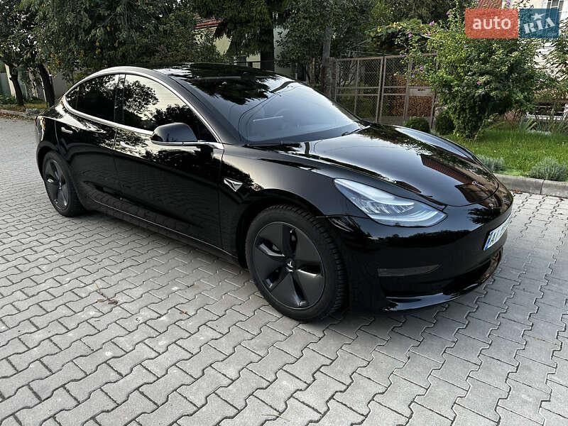 Tesla Model 3 2020 Standart Range Plus