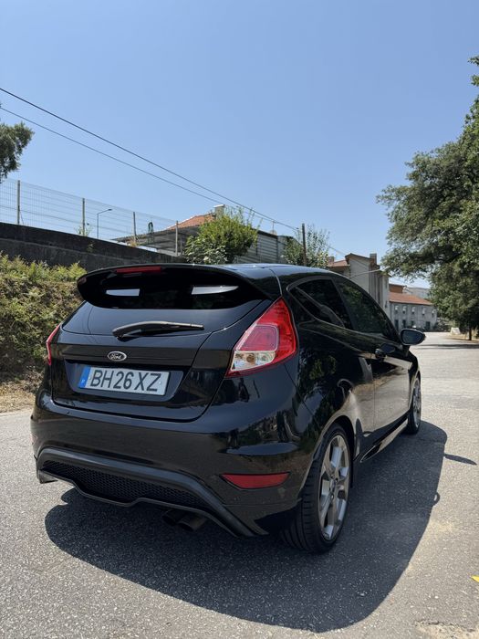 Ford Fiesta — fotografia 4