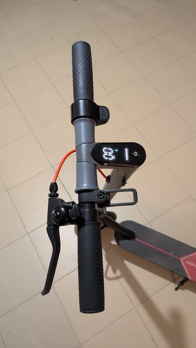 Trotinete Elétrica Olsson And Brothers Fresh Wild Red