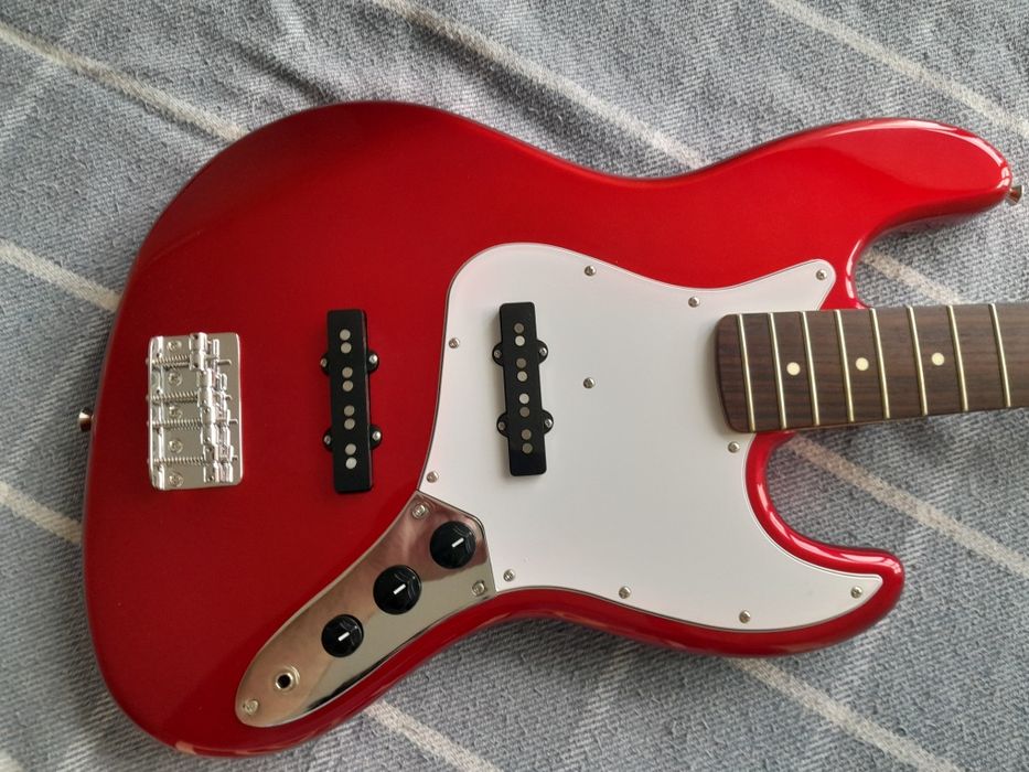 fender jazz bass japan - Купить бас-гитары - Цена на OLX.ua