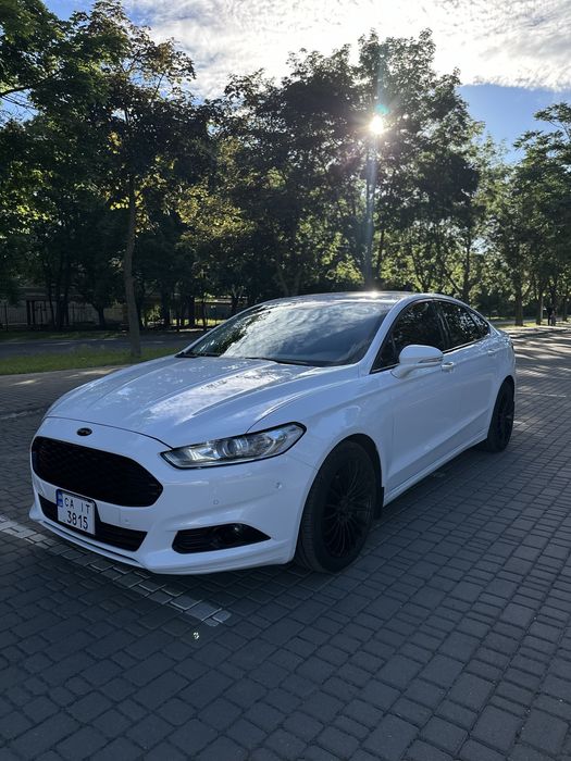 Ford Fusion 2016