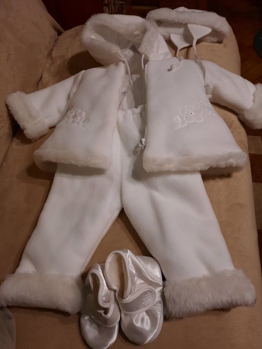 Ubranko do chrztu białe kompletne