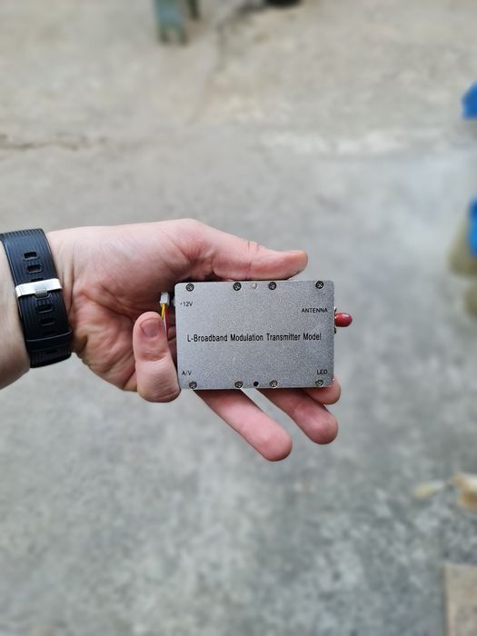 Комплект безпроводной передачи видео