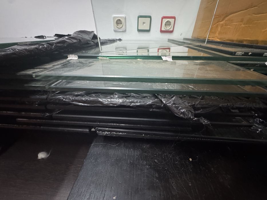 Vidros 70cm 30cm ( 7/8 espessura )