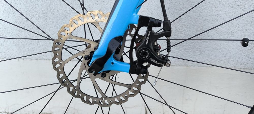GIANT DEFY 1 DISC , Shimano 105 (hamulce tarczowe), Rozmiar XL