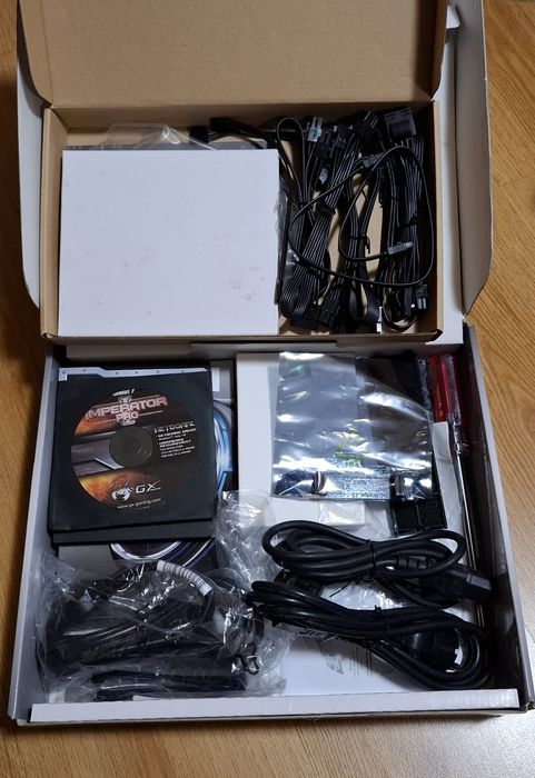 Komputer stacjonarny gamingowy – Intel i5-4670K / GTX 770 / 8GB RAM /