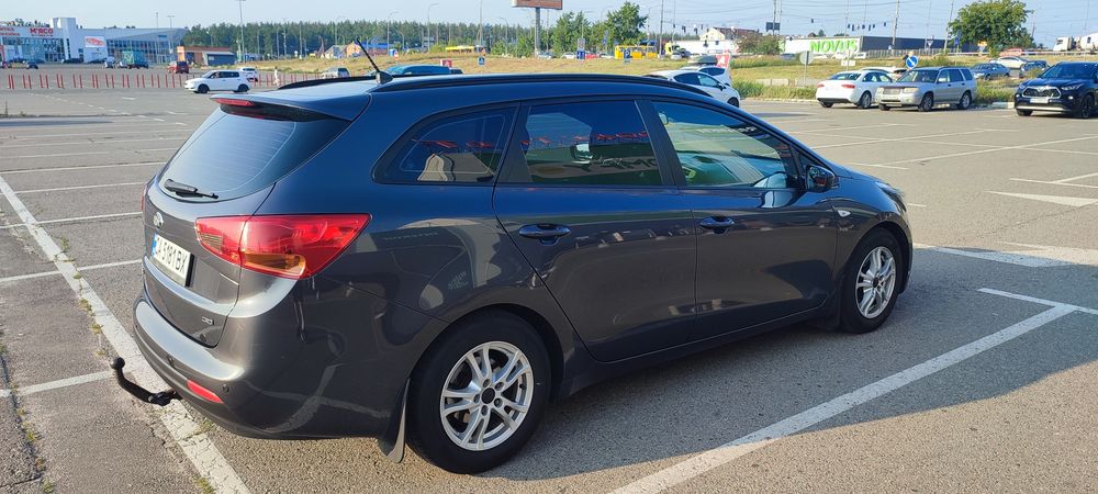 Продам KIA CEED 2014