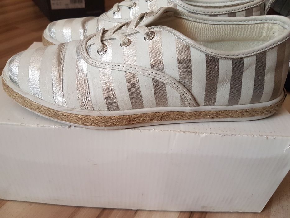 Trampki Guess rozmiar 36