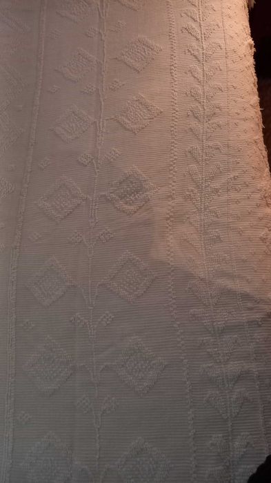 Colcha antiga de algodão, feita em tear