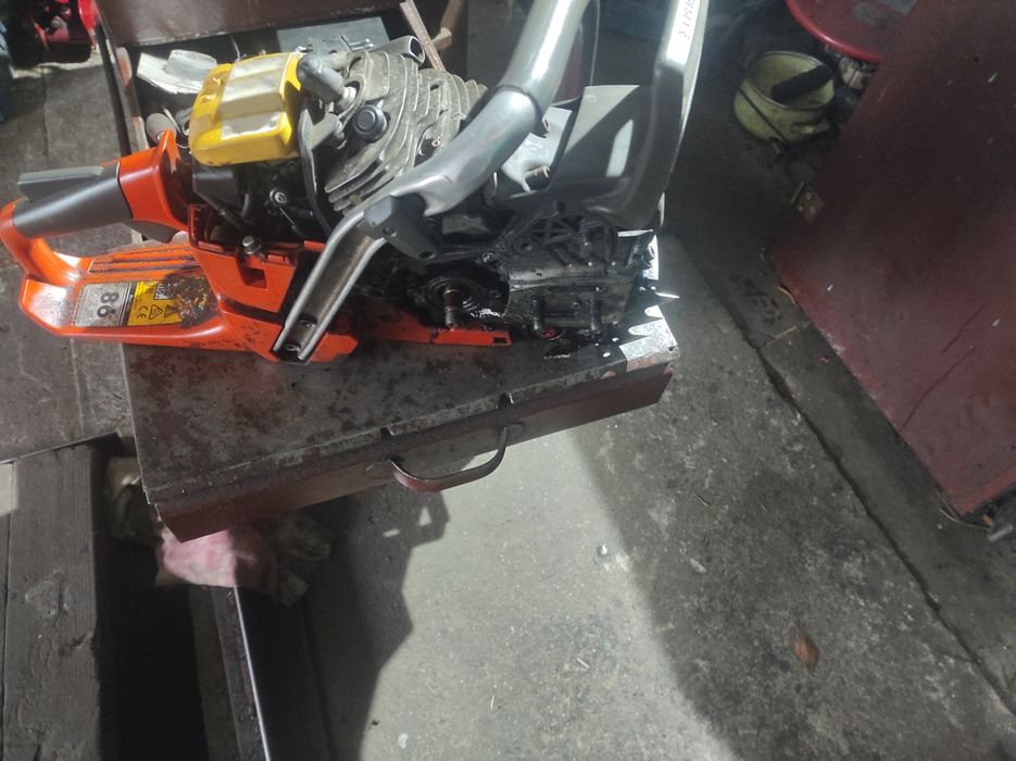 Sprzedam karter Husqvarna 560
