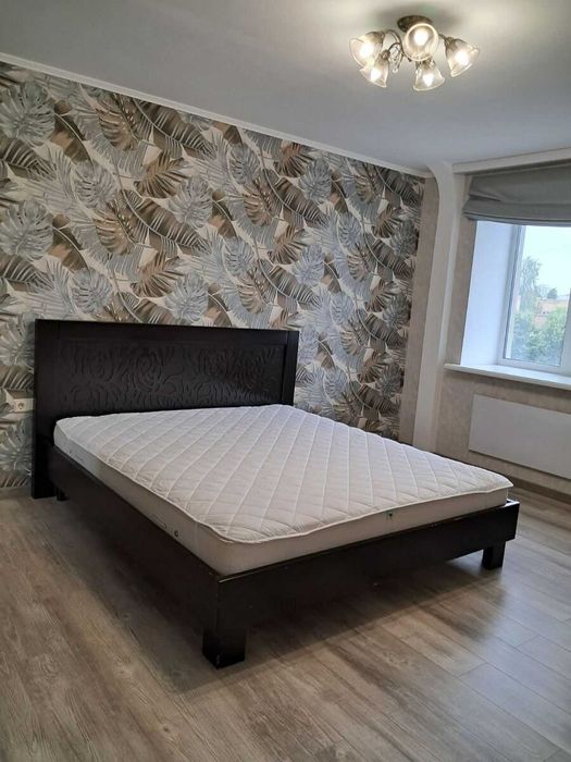 Продам видову, 3-и к/к 99 м2, 2008 р/з в Ковалівці.