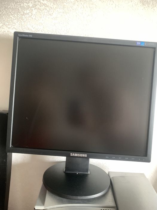 Монитор Asus Samsung 19