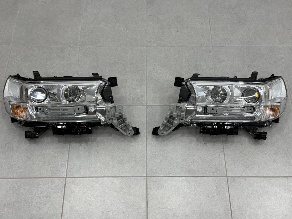 Full Led фари для Toyota Land Cruiser 200 2015-2021