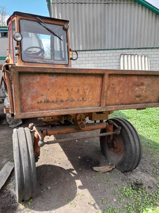 Продам трактор Т 16, на ходу