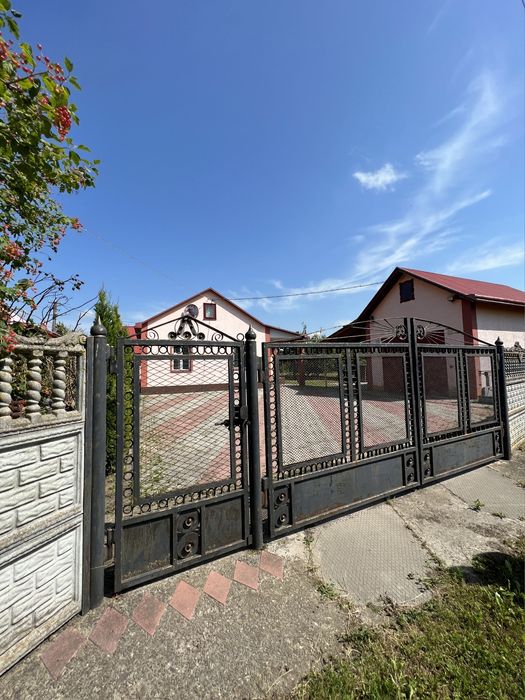 Продаж будинку, дачі.