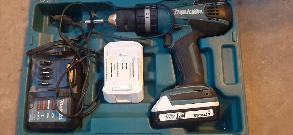 Wiertarko wkrętarka z udarem MAKITA HP457DWE