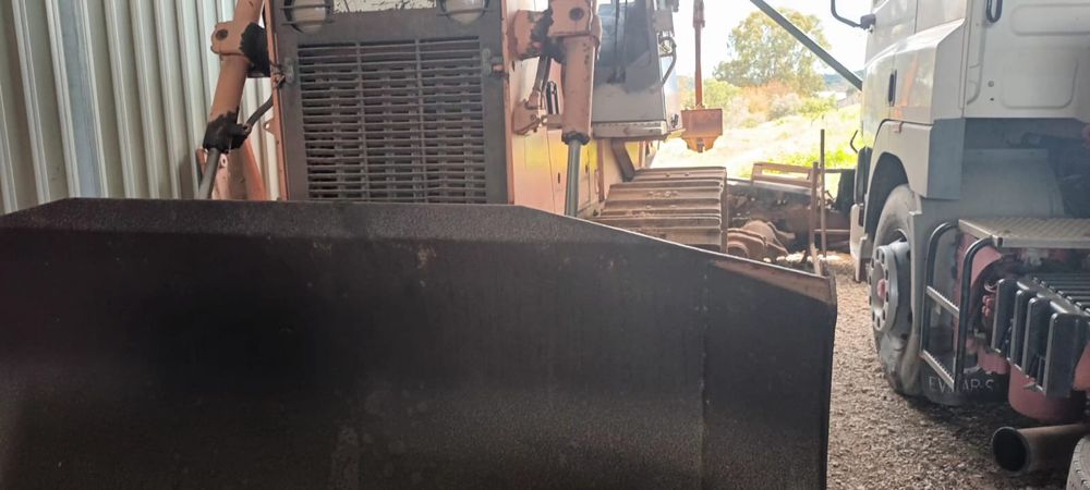 Maquina de rastos fiat-hitachi