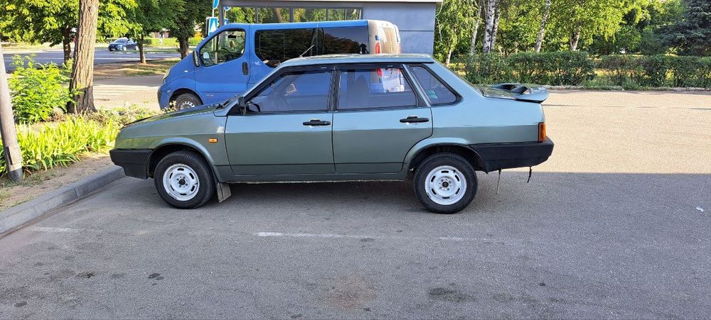 Продам ВАЗ 21099