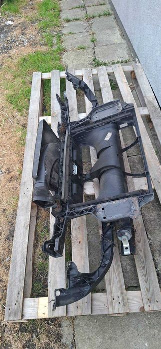 pas przedni bmw e87 benzyna