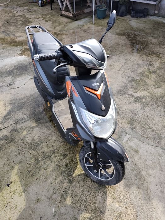 Scooter elétrica vortex