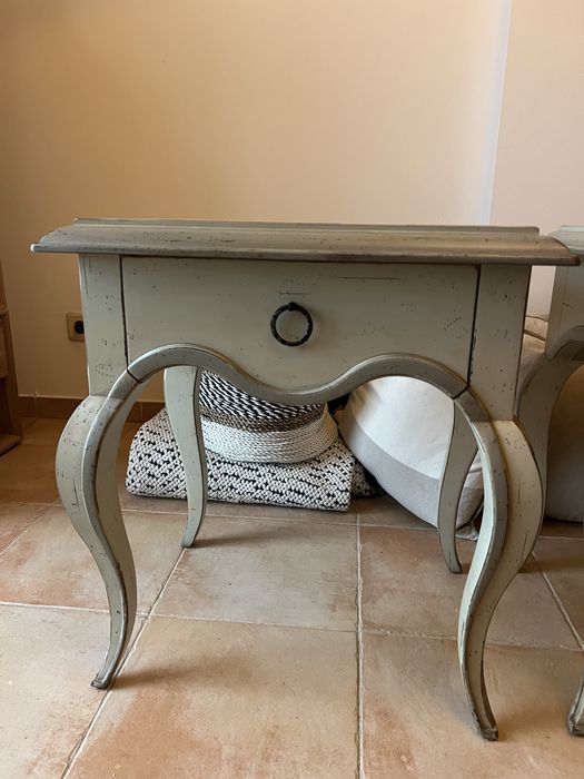 Duas mesas de cabeceira ROCHEBOBOIS