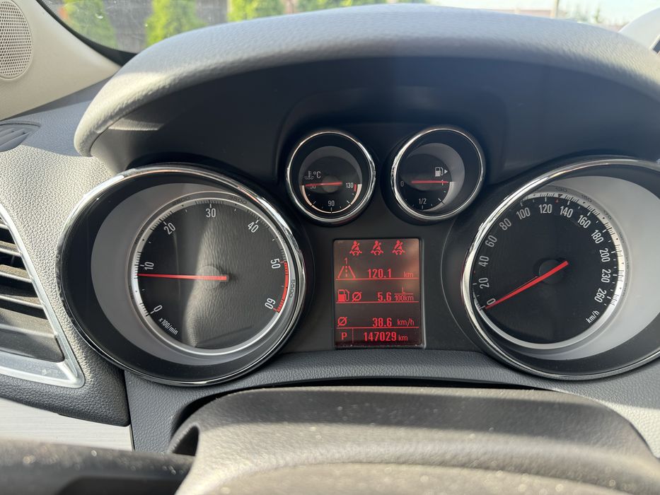 Sprzedam w super stanie auto Opel Mokka