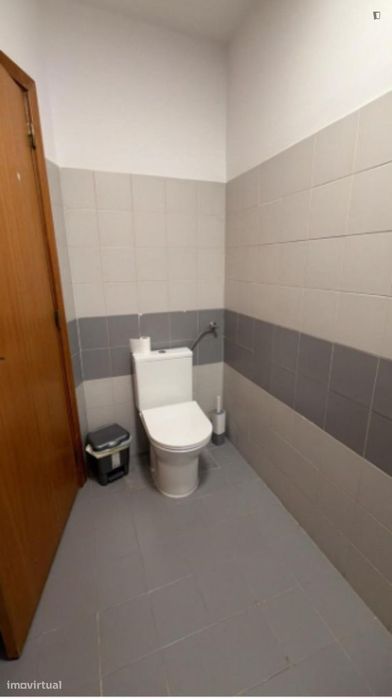 Apartamento com 3 quartos - localizado em Almada Lisbon