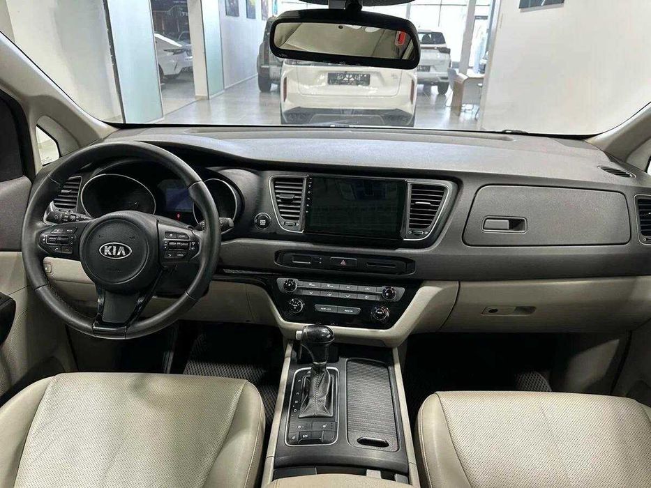 Kia Carnival 2015