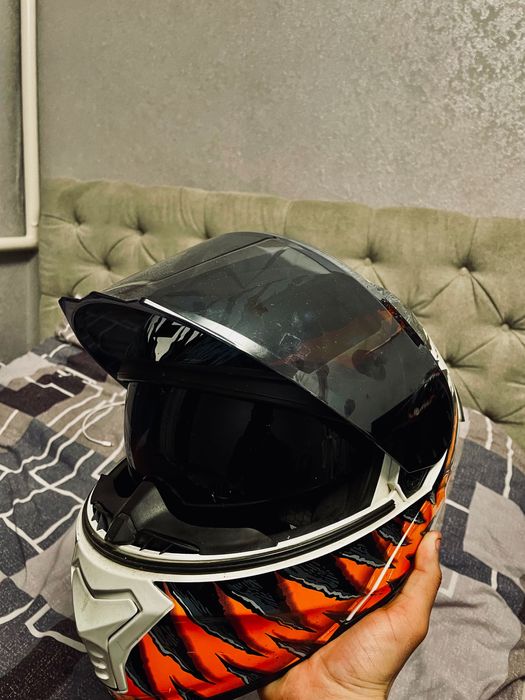 Продається мото шолом