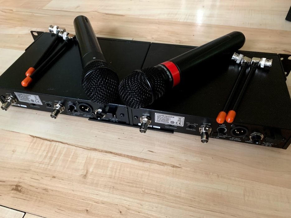 Радіомікрофон Audio-technica ATW 2110, 2120, AKG WMS450
