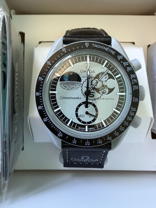 Swatch x omega speedmaster