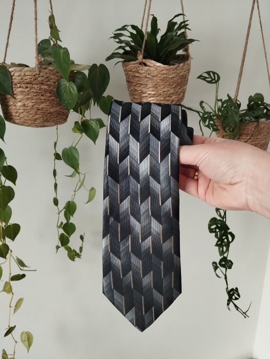 Męski jedwabny krawat 100% silk, szary geometryczny wzór, 10 cm, Rober