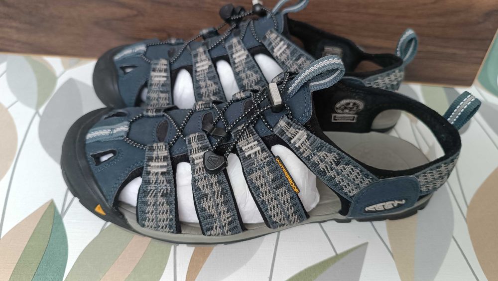 Сандалии Keen Waterproof, мужские, р. 42 27 см