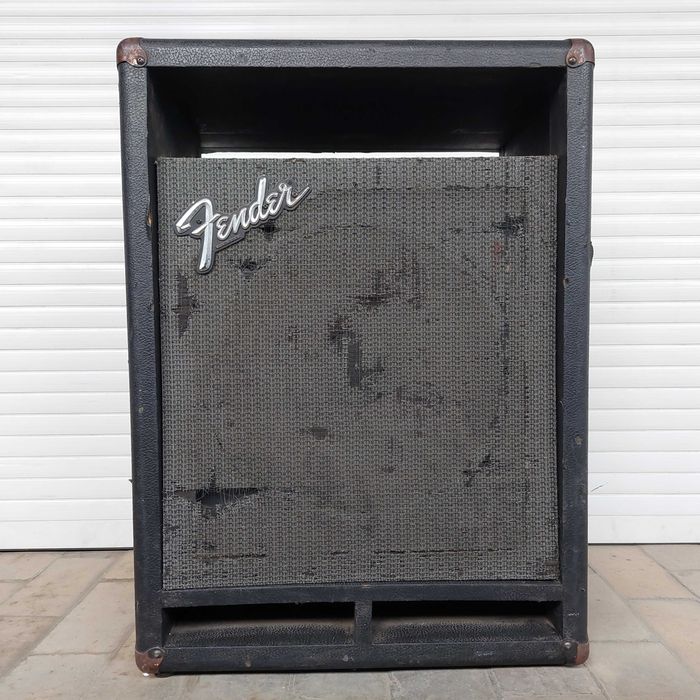 Fender BXR 300C obudowa wzmacniacza / kolumna gitarowa 1x15"